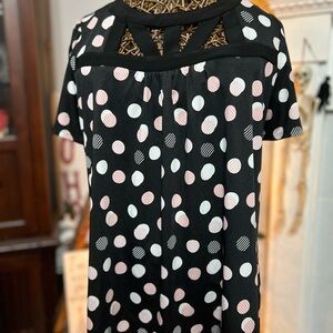 Perseption Black and White Top